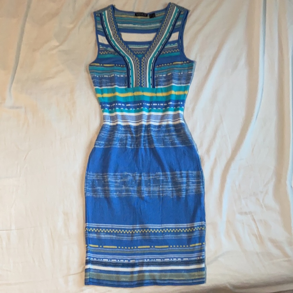 Venue blue multicolor knit midi dress size xsmall but can fit small